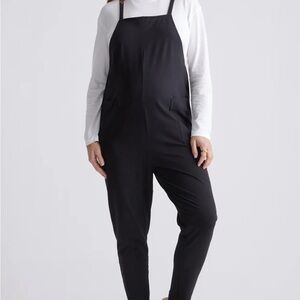 Quince Maternity overalls in Navy